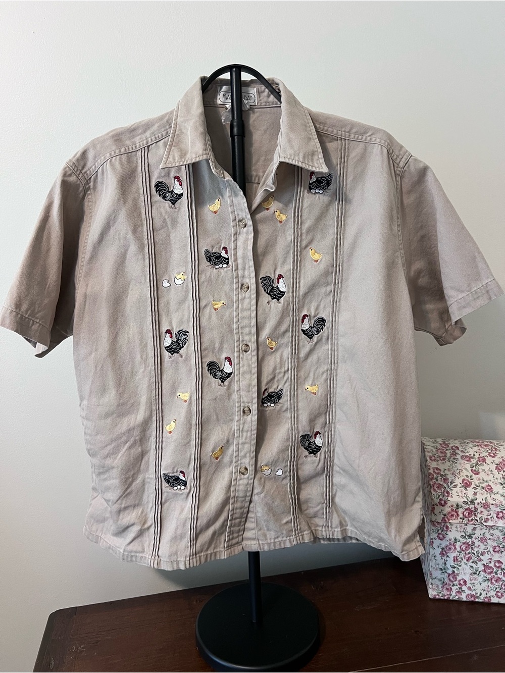 VTG Mandal Bay Embroidered Rooster Chicken Button Down Shirt L/XL